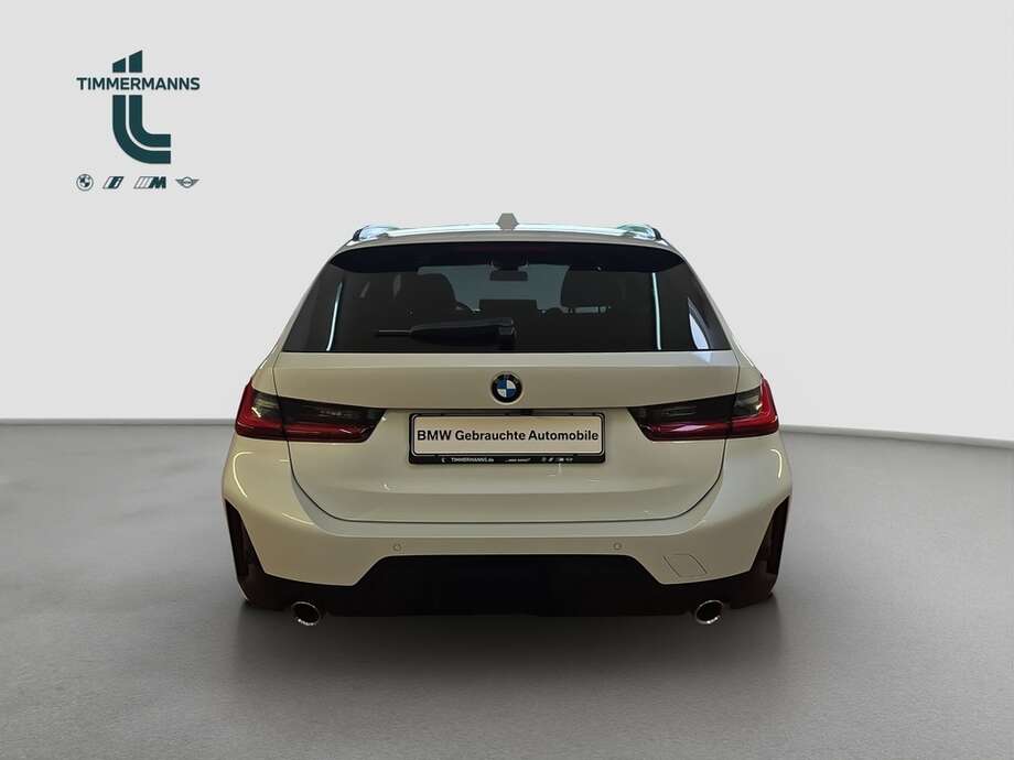 BMW 318d (Bild 13/18)