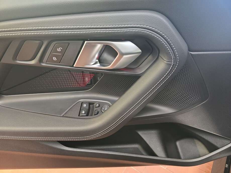 BMW M240i (Bild 8/18)