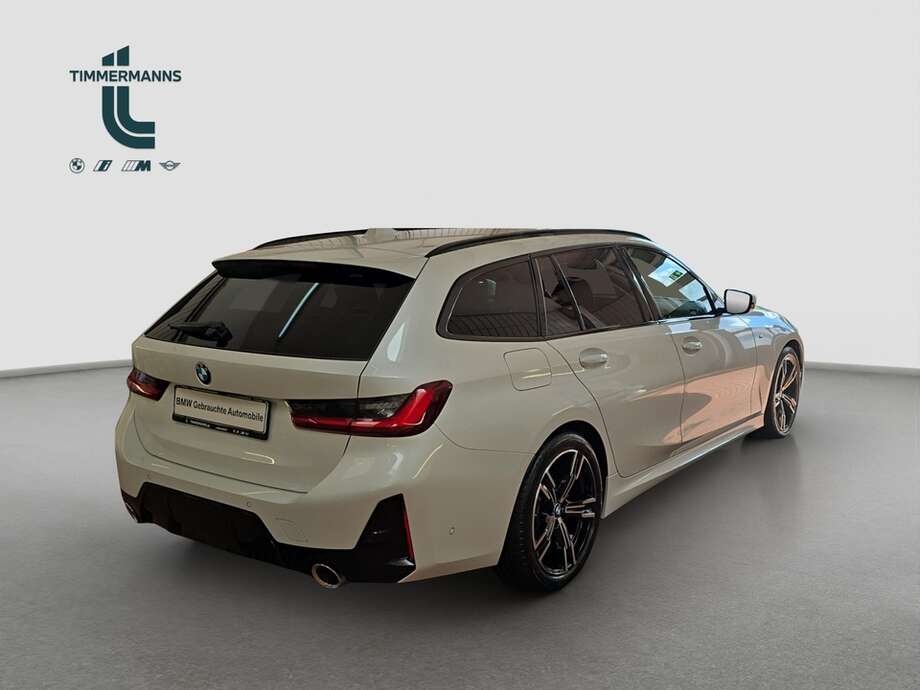 BMW 320d (Bild 14/18)