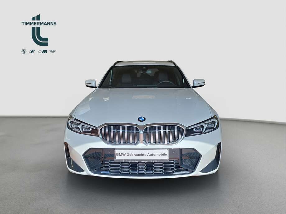 BMW 320d (Bild 17/18)