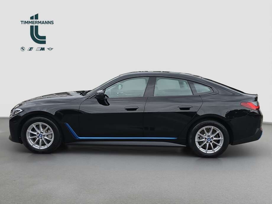 BMW i4 (Bild 11/18)