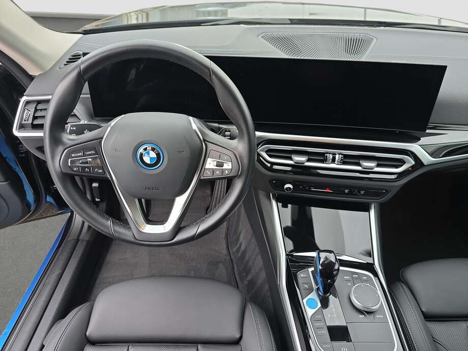 BMW i4 (Bild 5/18)