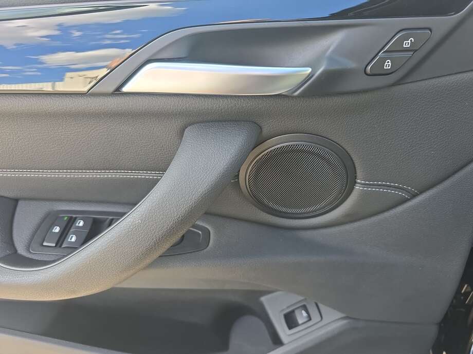 BMW X1 (Bild 8/18)