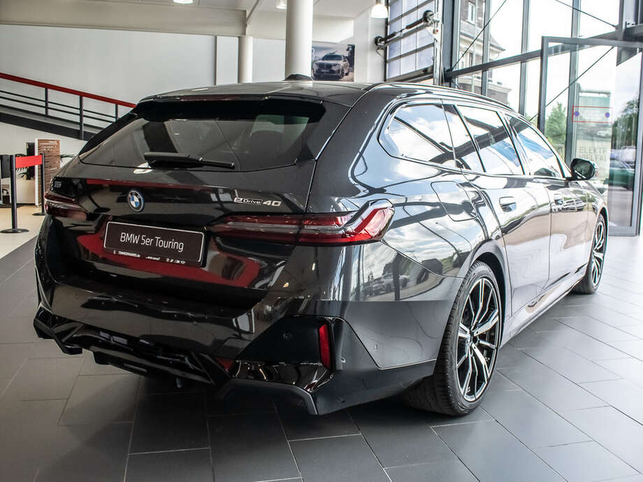 BMW i5 eDrive40 Touring (Bild 12/20)