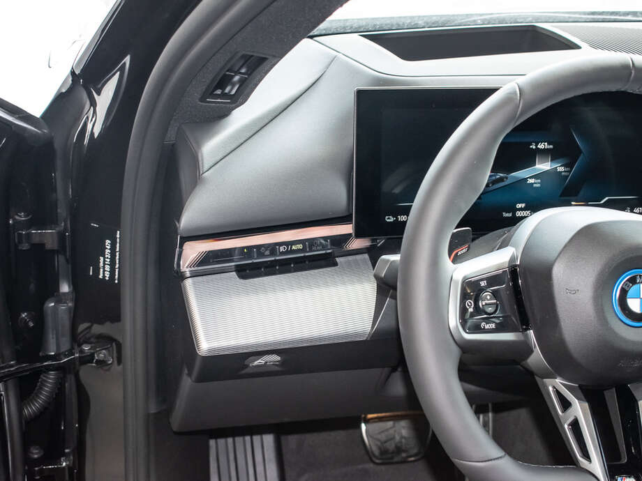 BMW i5 eDrive40 Touring (Bild 4/20)