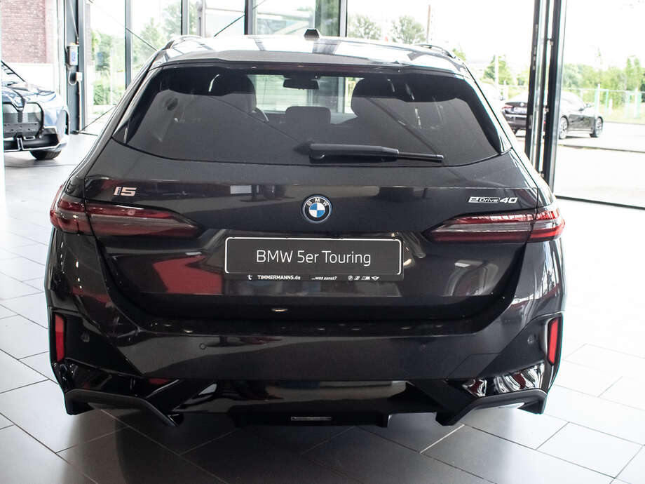 BMW i5 eDrive40 Touring (Bild 13/20)