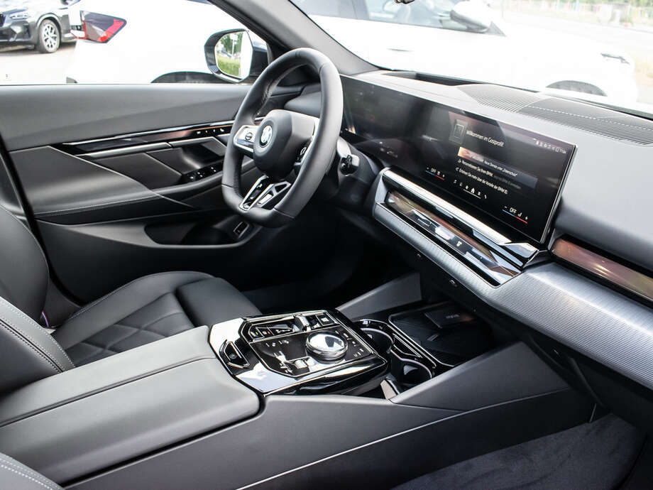 BMW 520d (Bild 16/19)