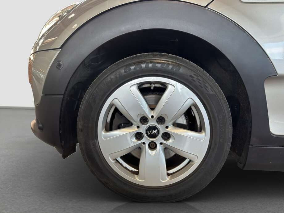 MINI Cooper Clubman (Bild 18/18)
