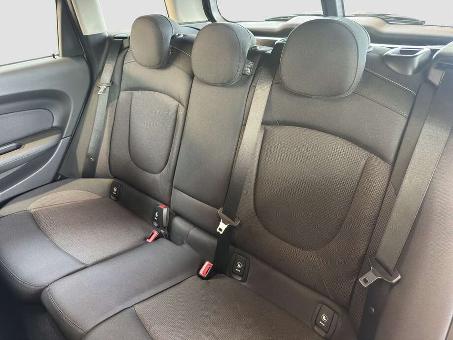 MINI Cooper Clubman (Bild 6/18)