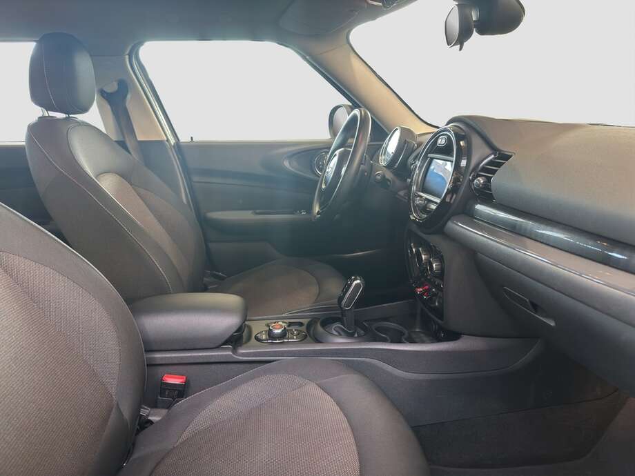 MINI Cooper Clubman (Bild 8/18)