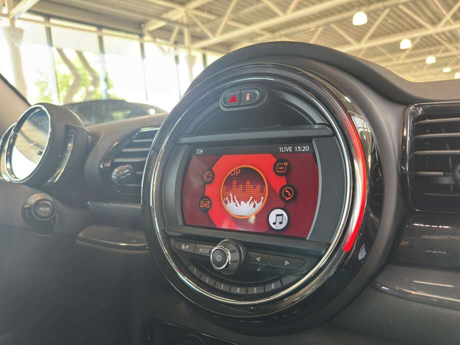 MINI Cooper Clubman (Bild 9/18)