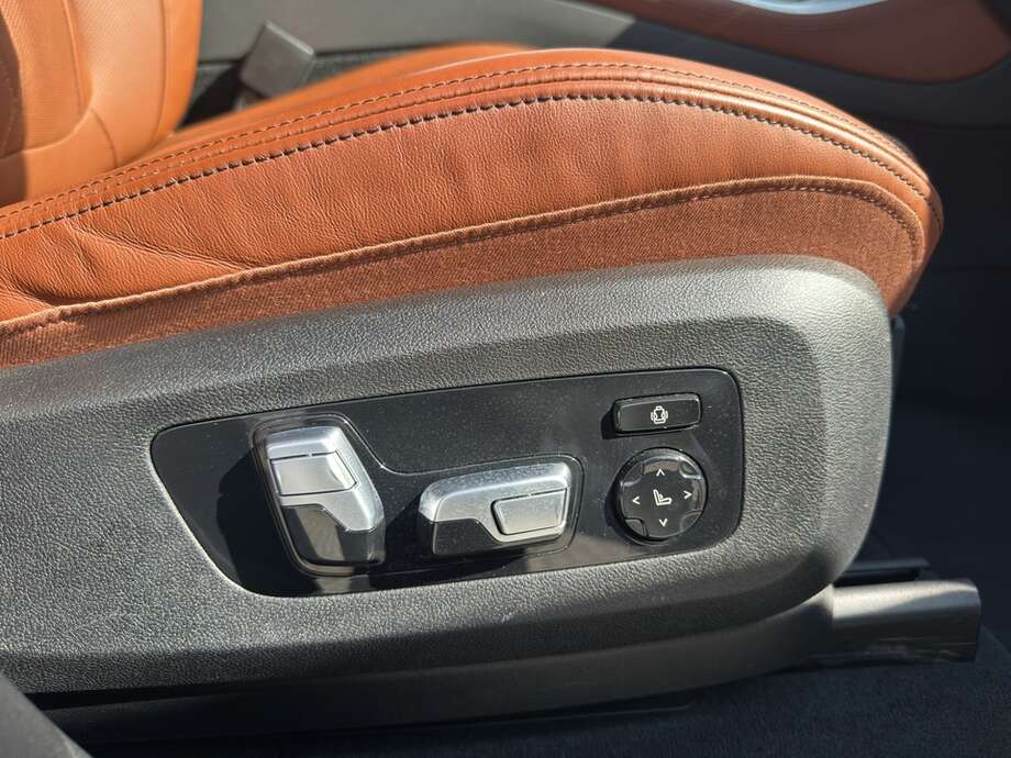 BMW X5 (Bild 9/18)