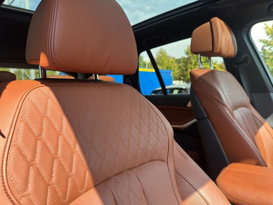 BMW X5 (Bild 10/18)