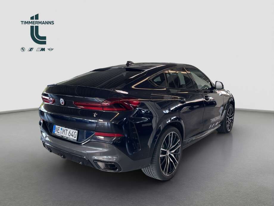 BMW X6 (Bild 12/16)