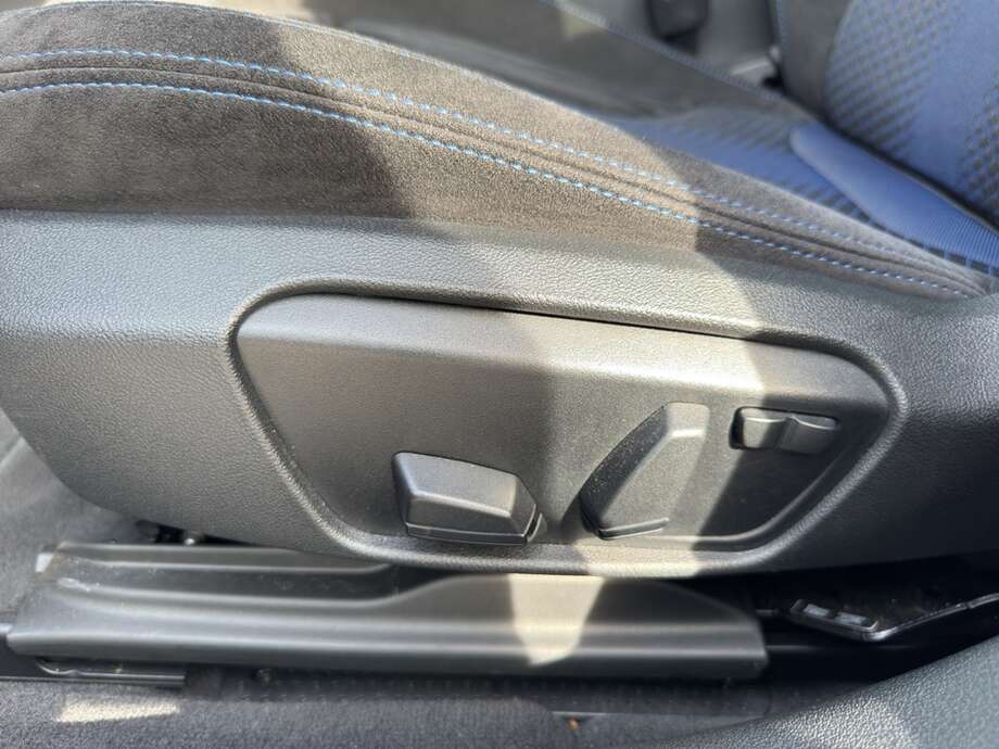 BMW 118d (Bild 8/23)