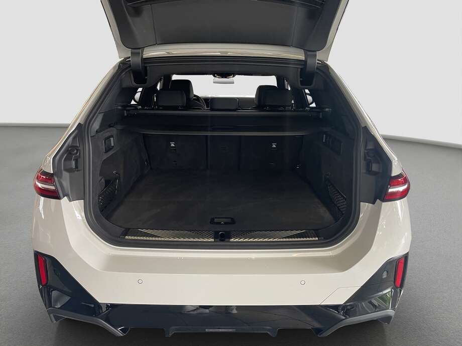 BMW i5 eDrive40 (Bild 4/14)