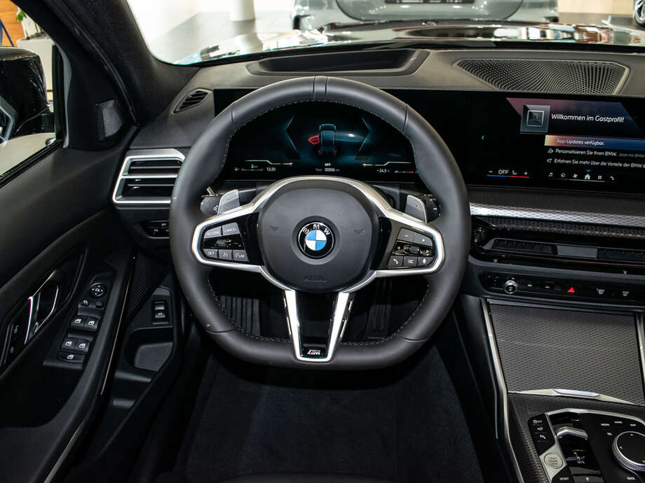 BMW 320d (Bild 14/16)