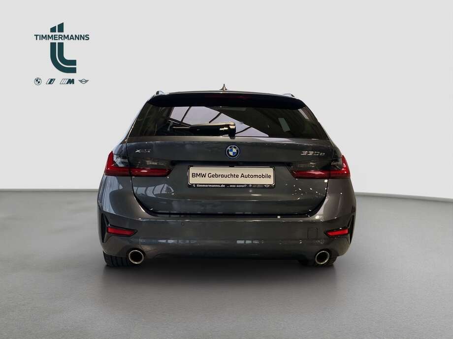 BMW 330e (Bild 19/24)
