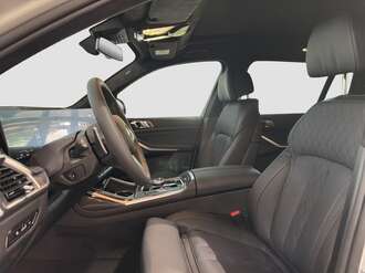 BMW X7 xDrive40d (Bild 2/2)