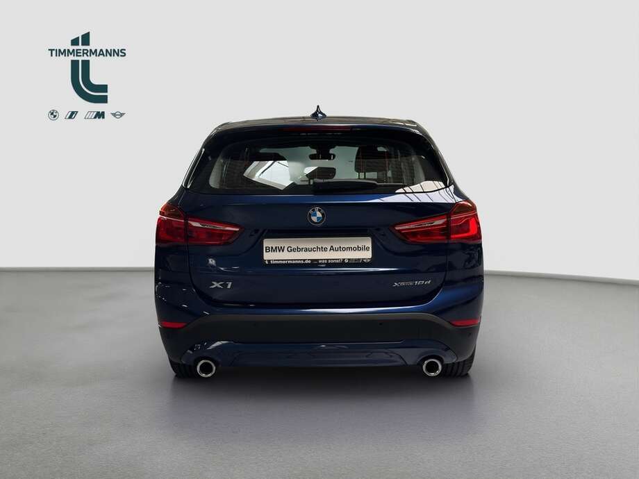 BMW X1 (Bild 10/15)