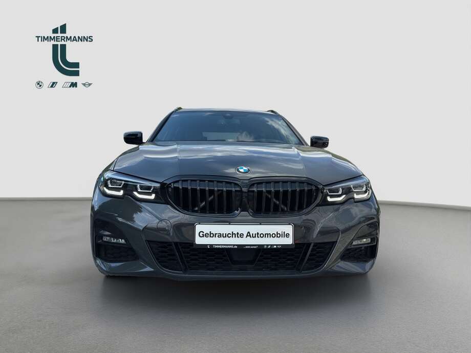 BMW 330i (Bild 15/16)