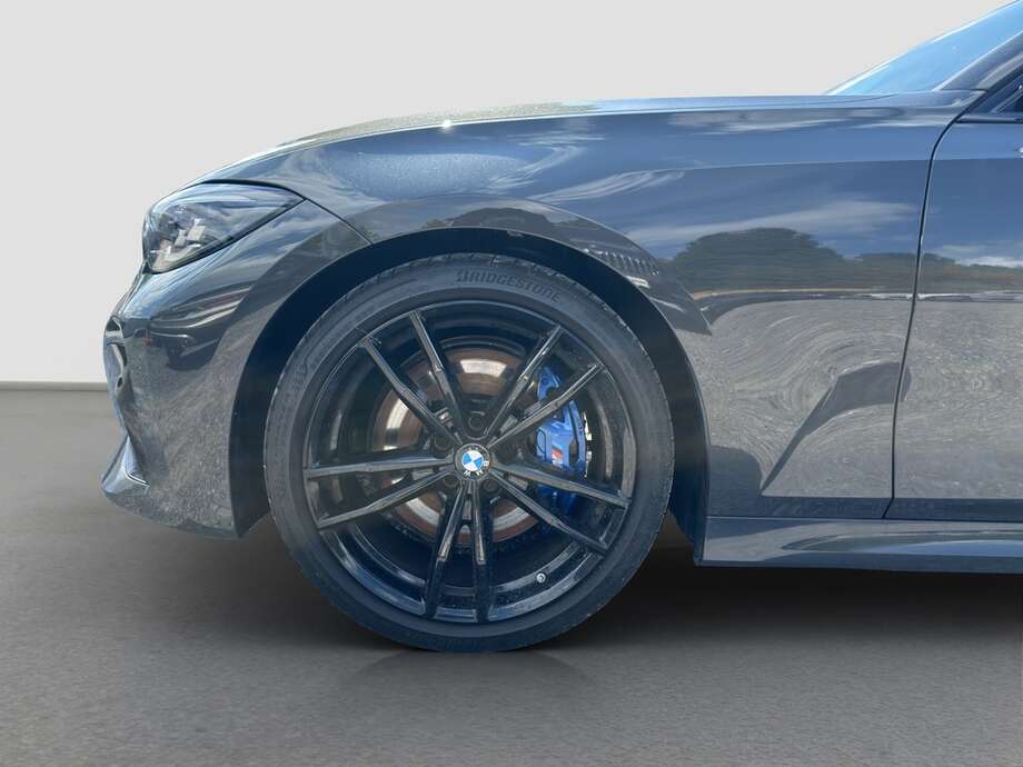 BMW 330i (Bild 16/16)
