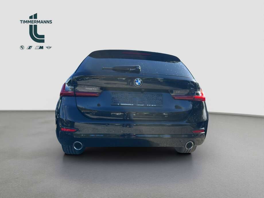 BMW 320d (Bild 11/16)