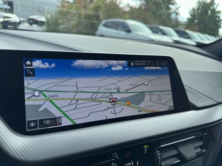 BMW 118i (Bild 11/20)