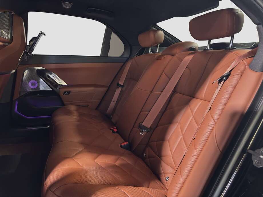 BMW i7 xDrive60 (Bild 5/23)