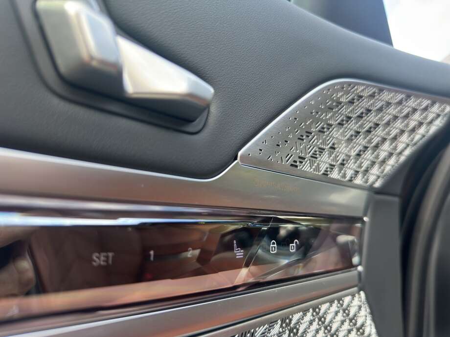 BMW i7 xDrive60 (Bild 8/23)