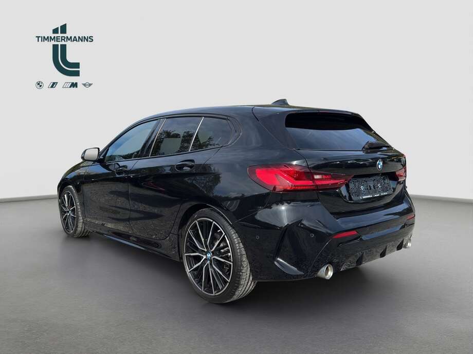 BMW 118d (Bild 17/23)