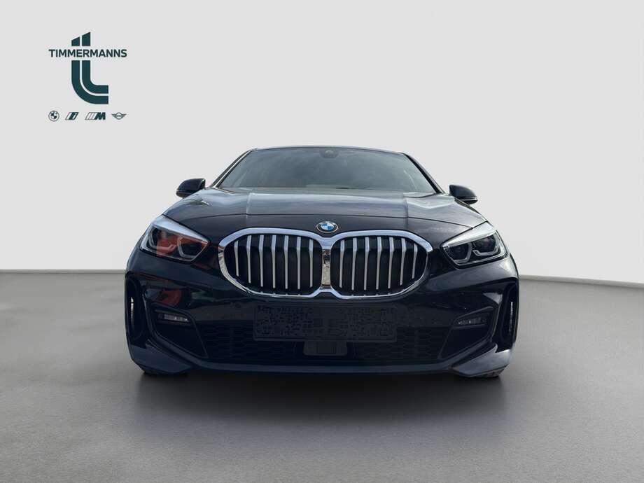 BMW 118d (Bild 22/23)