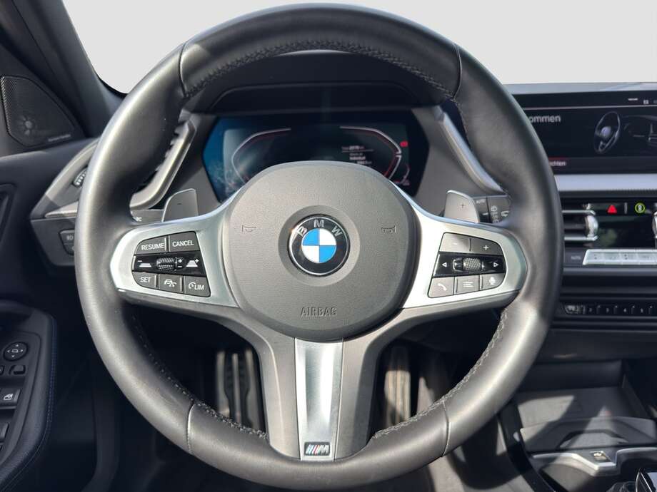 BMW 118d (Bild 4/22)