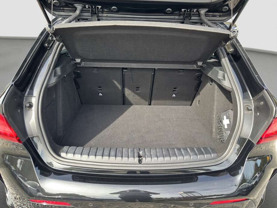 BMW 118d (Bild 7/22)