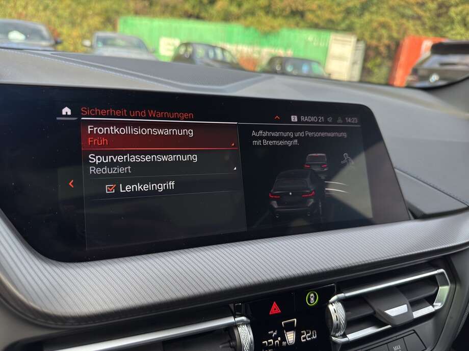 BMW 118d (Bild 13/22)