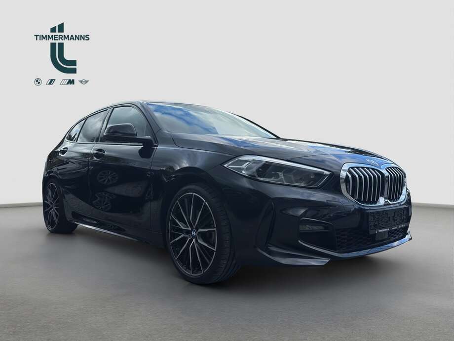 BMW 118d (Bild 13/17)