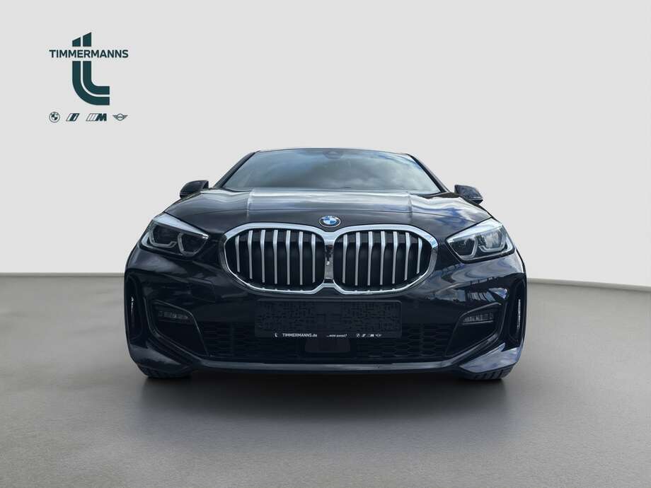 BMW 118d (Bild 14/17)