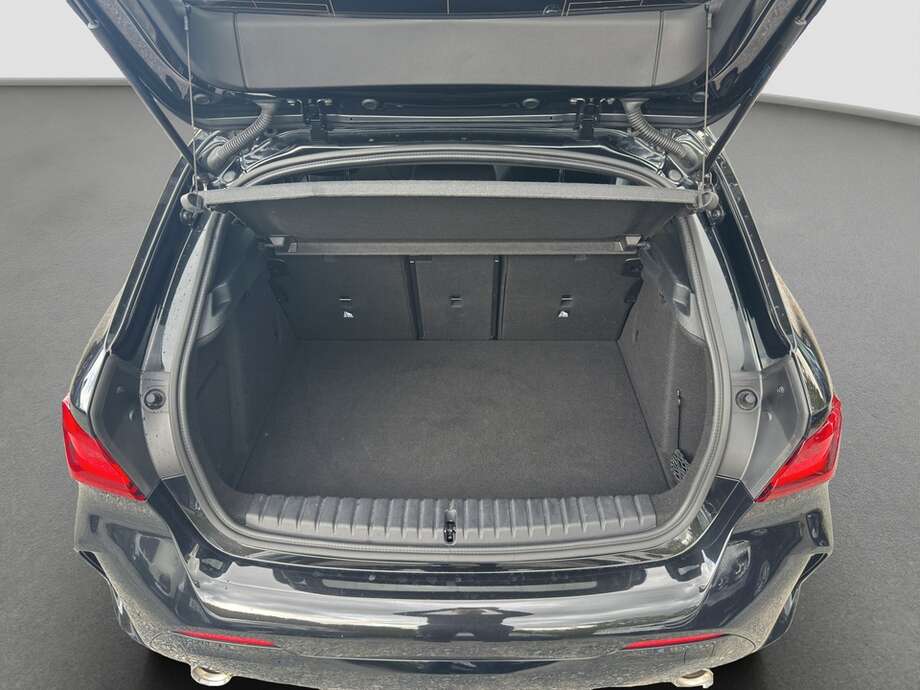 BMW 118d (Bild 5/17)