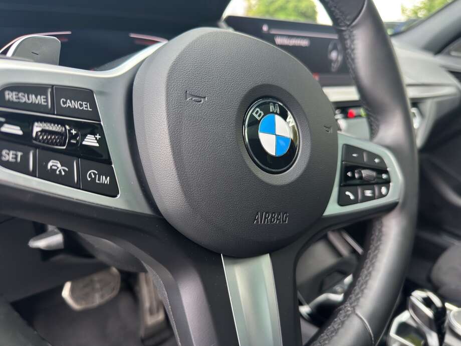 BMW 118d (Bild 7/17)