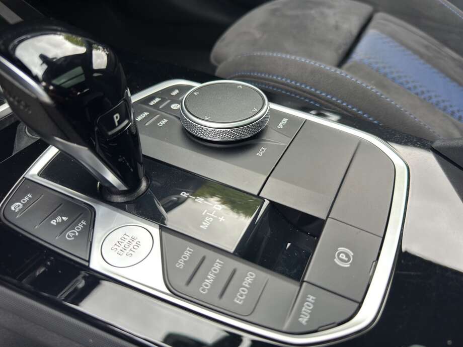 BMW 118d (Bild 9/17)