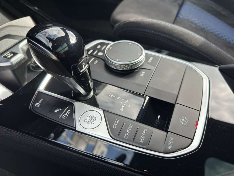 BMW 118d (Bild 8/21)