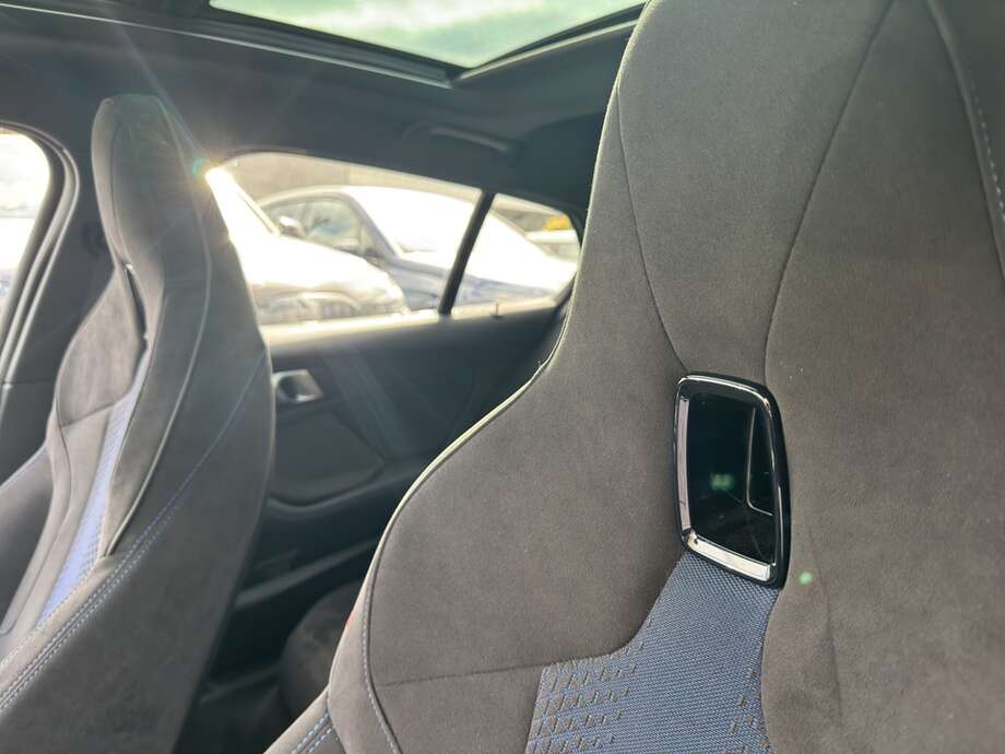 BMW 118d (Bild 10/21)