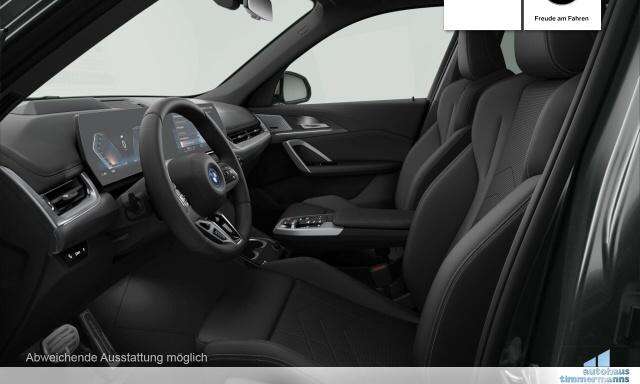 BMW iX1 xDrive30 (Bild 3/5)