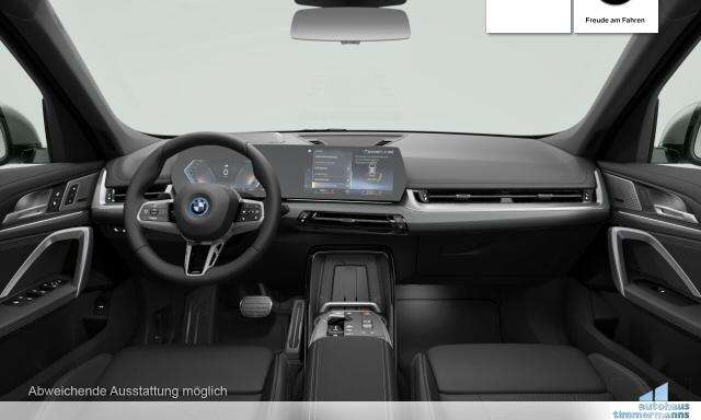 BMW iX1 xDrive30 (Bild 4/5)
