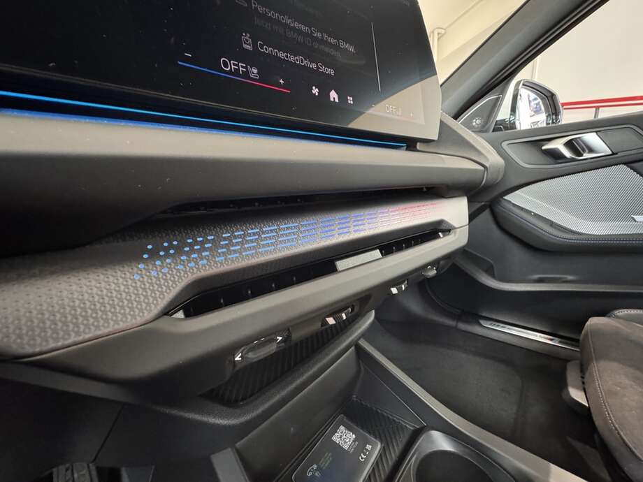 BMW 120 (Bild 11/19)