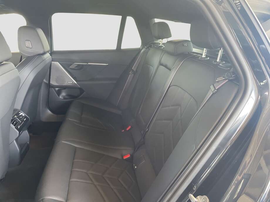 BMW 520d (Bild 6/18)