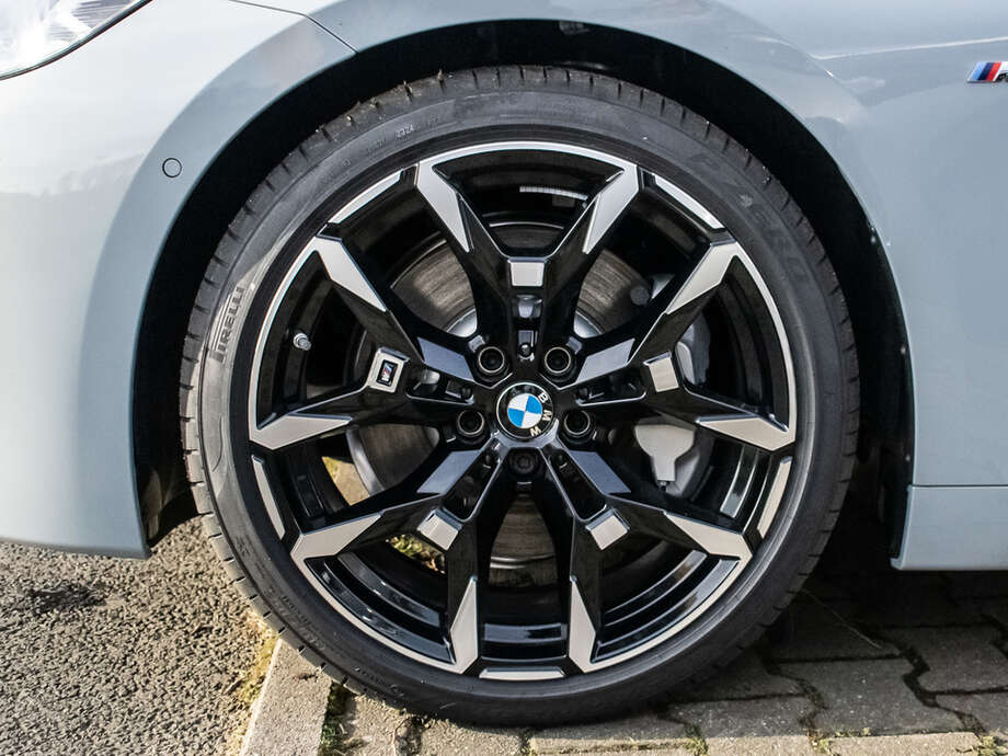 BMW 230i (Bild 11/17)