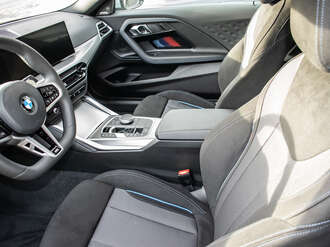 BMW 230i (Bild 2/17)