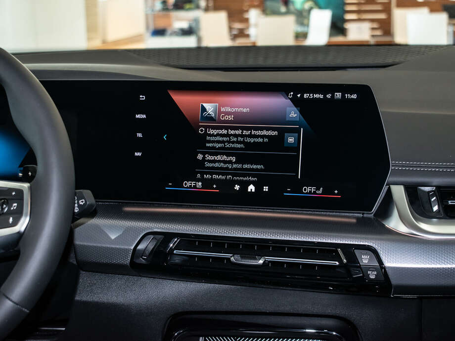 BMW 220 Active Tourer (Bild 19/20)