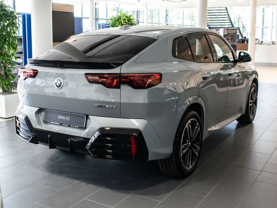 BMW X2 (Bild 11/18)
